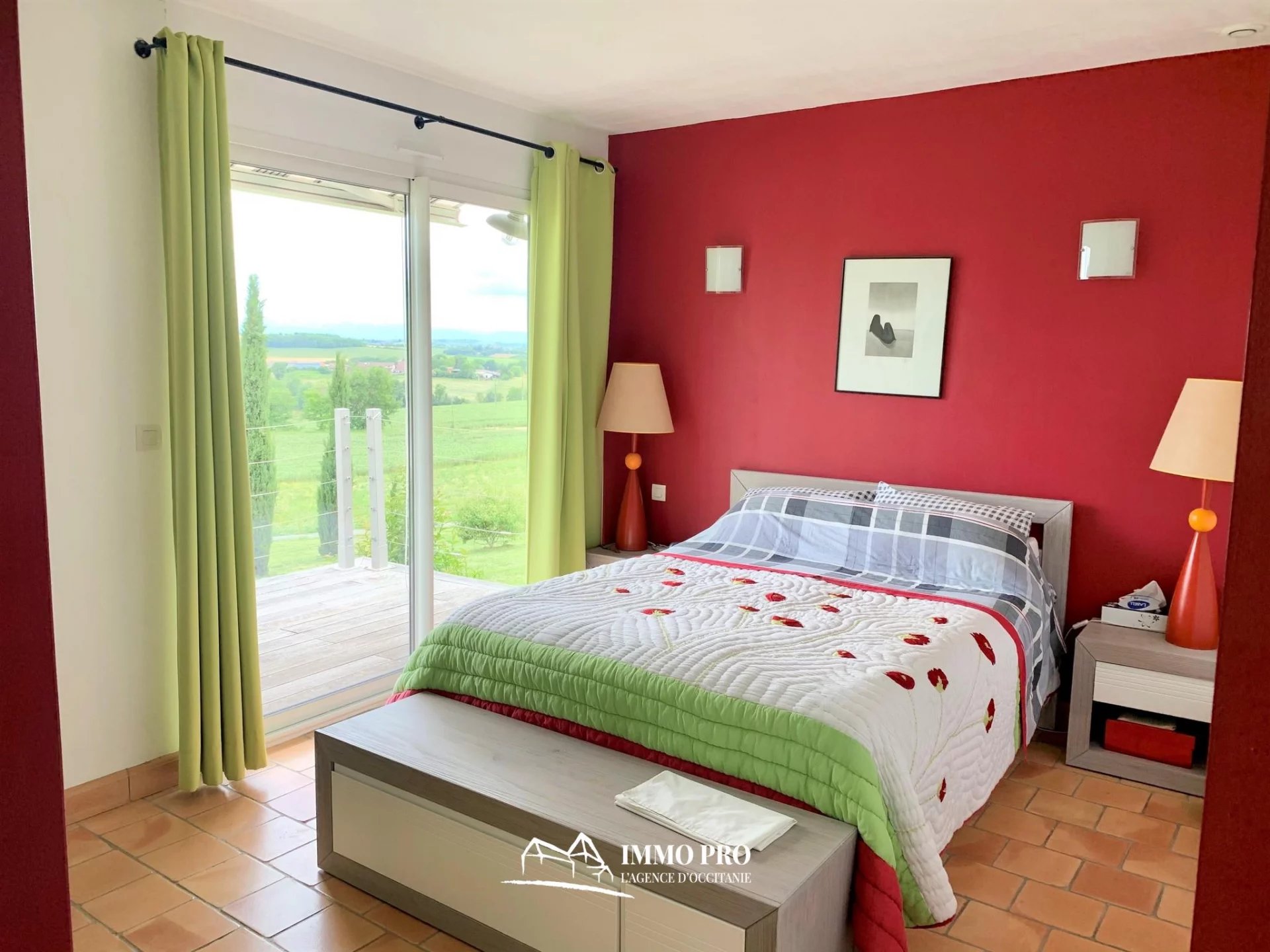 VILLA  PLAIN PIED – VUE PYRENEES  SUPERBE LUMINOSITE