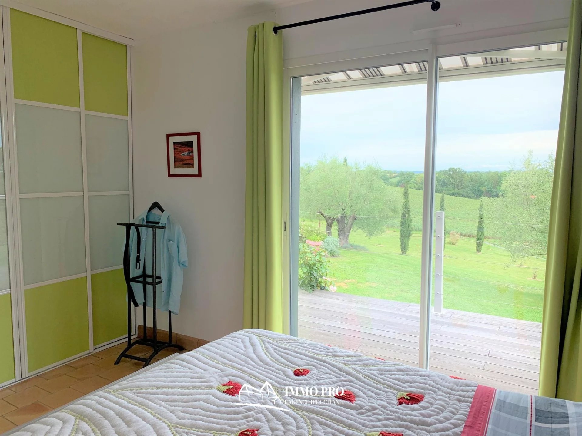 VILLA  PLAIN PIED – VUE PYRENEES  SUPERBE LUMINOSITE