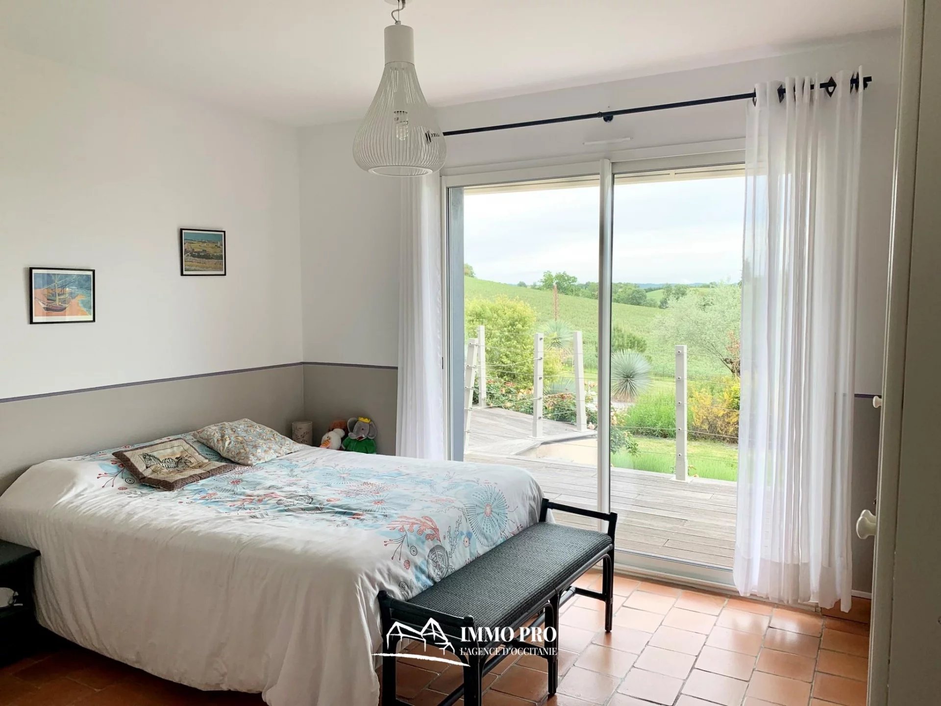 VILLA  PLAIN PIED – VUE PYRENEES  SUPERBE LUMINOSITE
