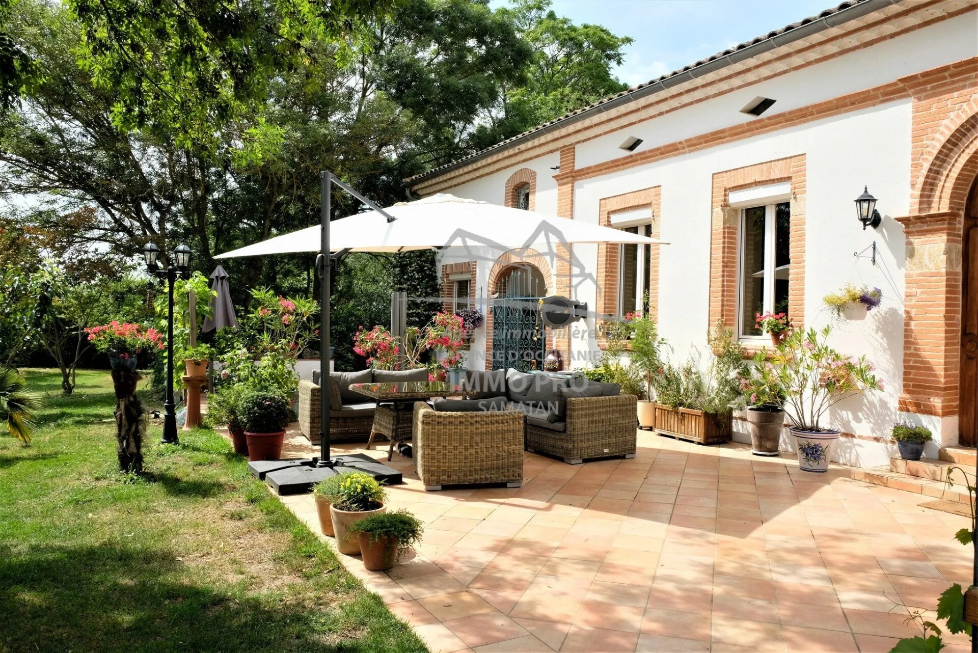 a8fc39d824c23aa33531285e2aac2bae_f545f20422_1920-original-83579 Gascony-style house 17th century – renovated