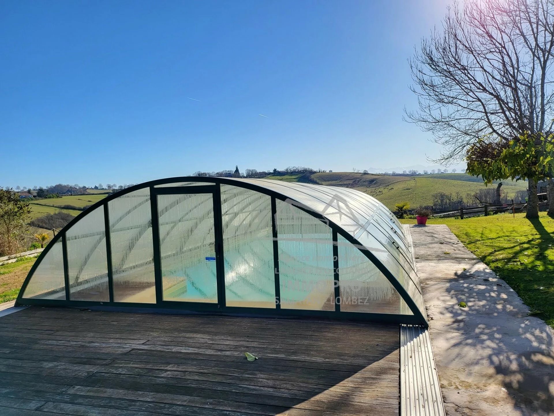 270m² of HOUSE and GÎTE with VIEW ON THE PYRÉNÉES