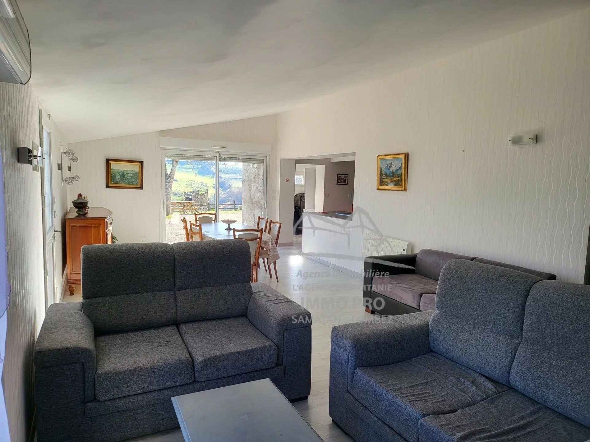 270m² of HOUSE and GÎTE with VIEW ON THE PYRÉNÉES