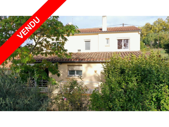 Townhouse close to amenities