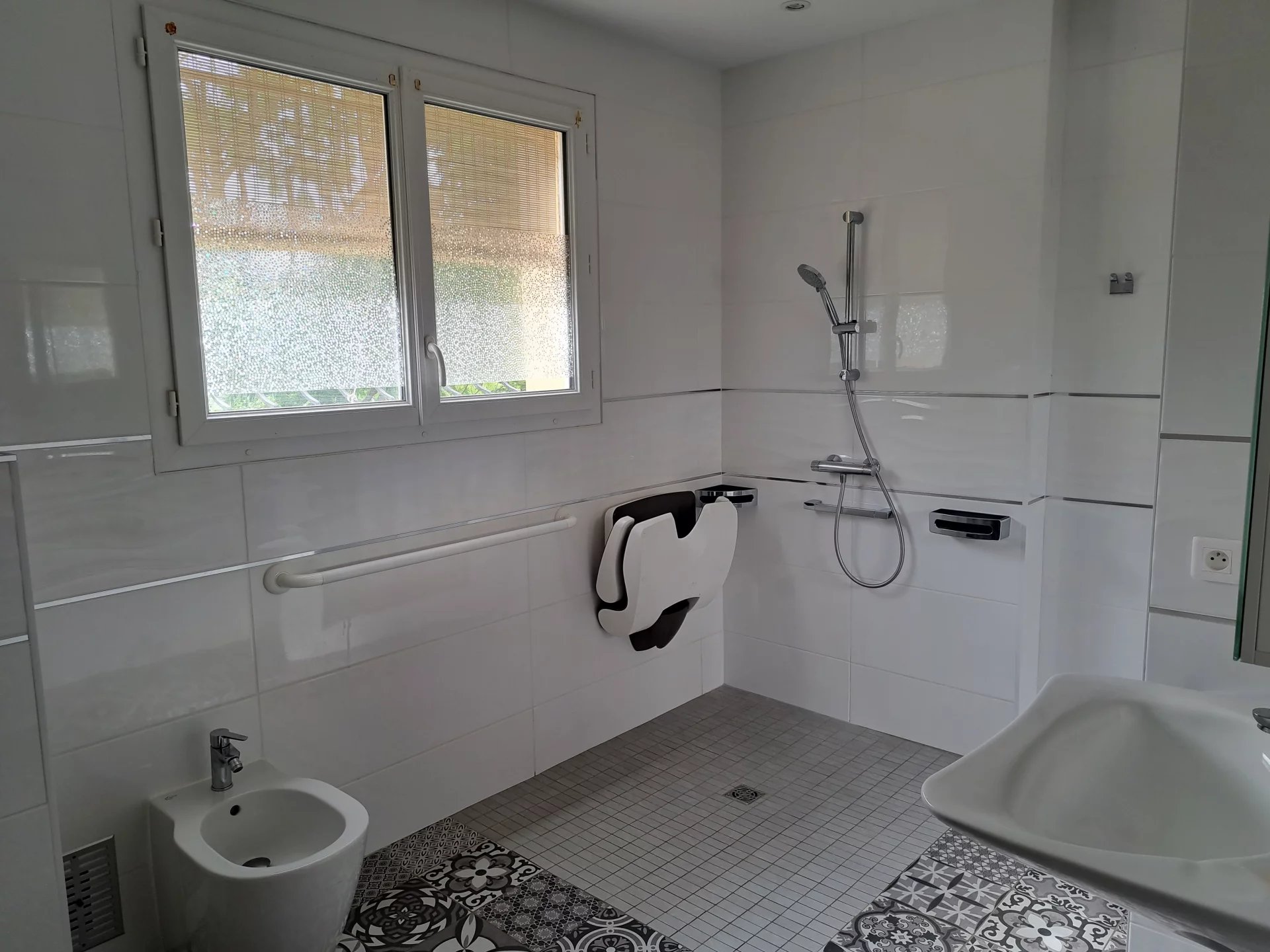 Townhouse close to amenities