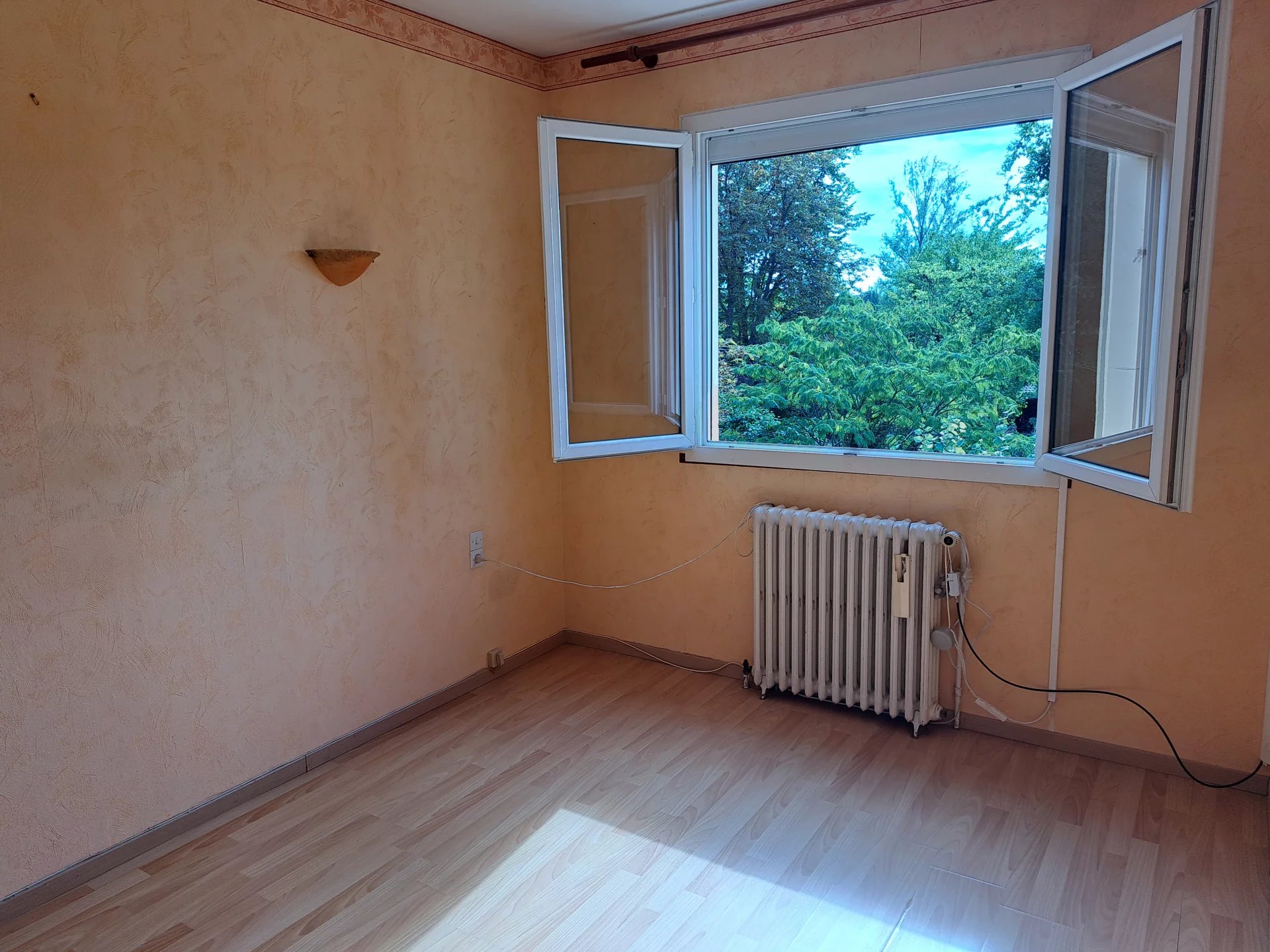 Townhouse close to amenities