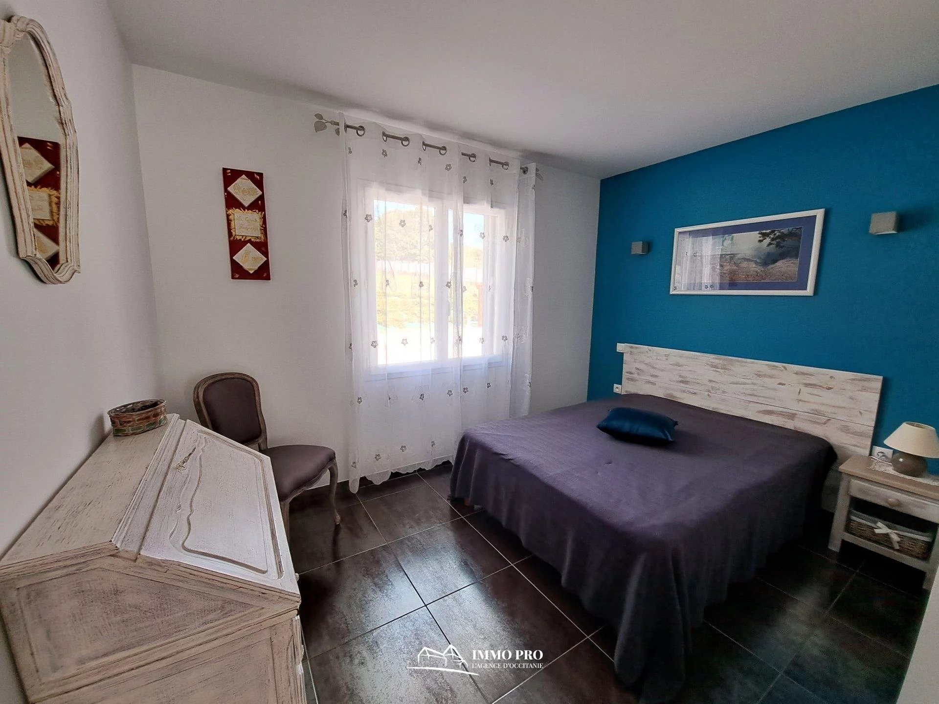Recent villa with open views 10mn from Samatan