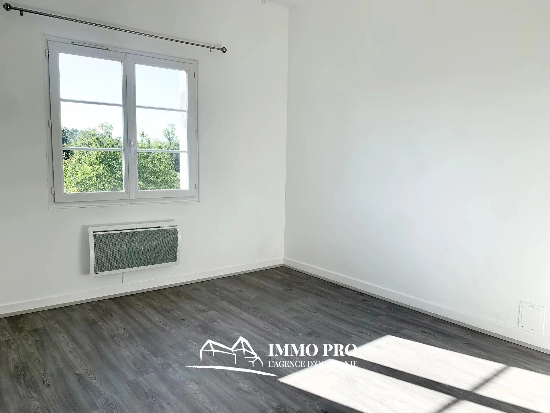 APARTMENT GROUND FLOOR T3 SAMATAN CENTRE