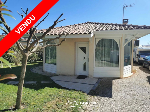 2mn CENTRE VILLE – PLAIN PIED – LUMINEUSE