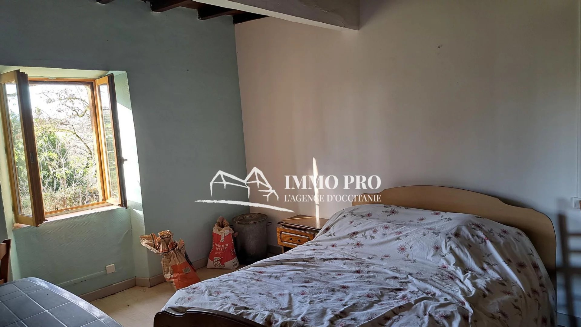 FERME A RENOVER AVEC 4,5 HECTARES