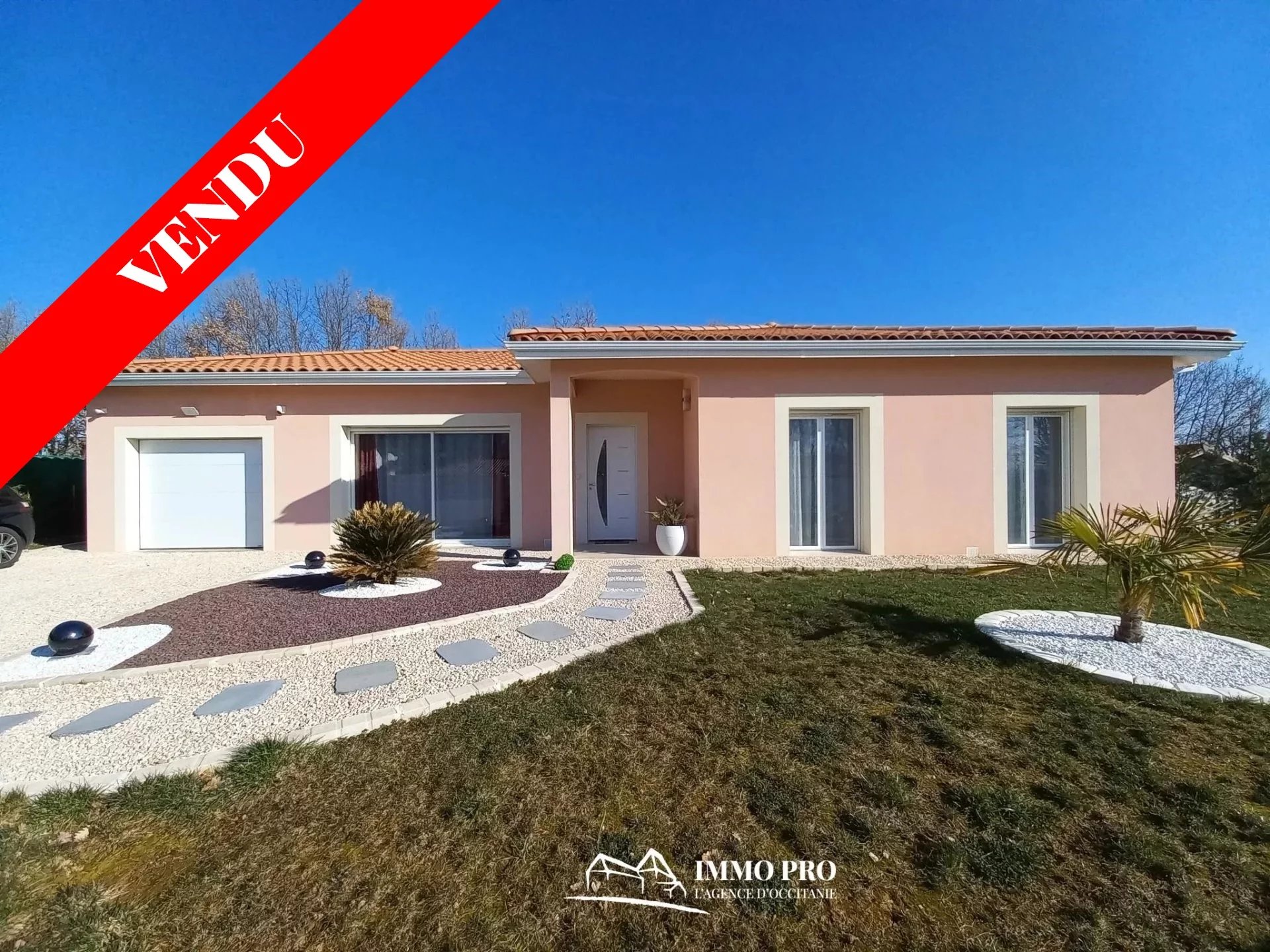 SINGLE STOREY VILLA – VIEW PYRENEES