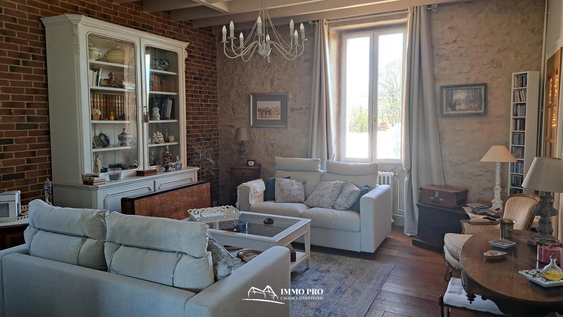 CHARMING RENOVATED HOUSE – VIEW PYRENEES
