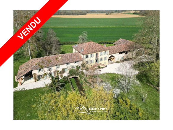 Beautiful estate  20 mn Samatan