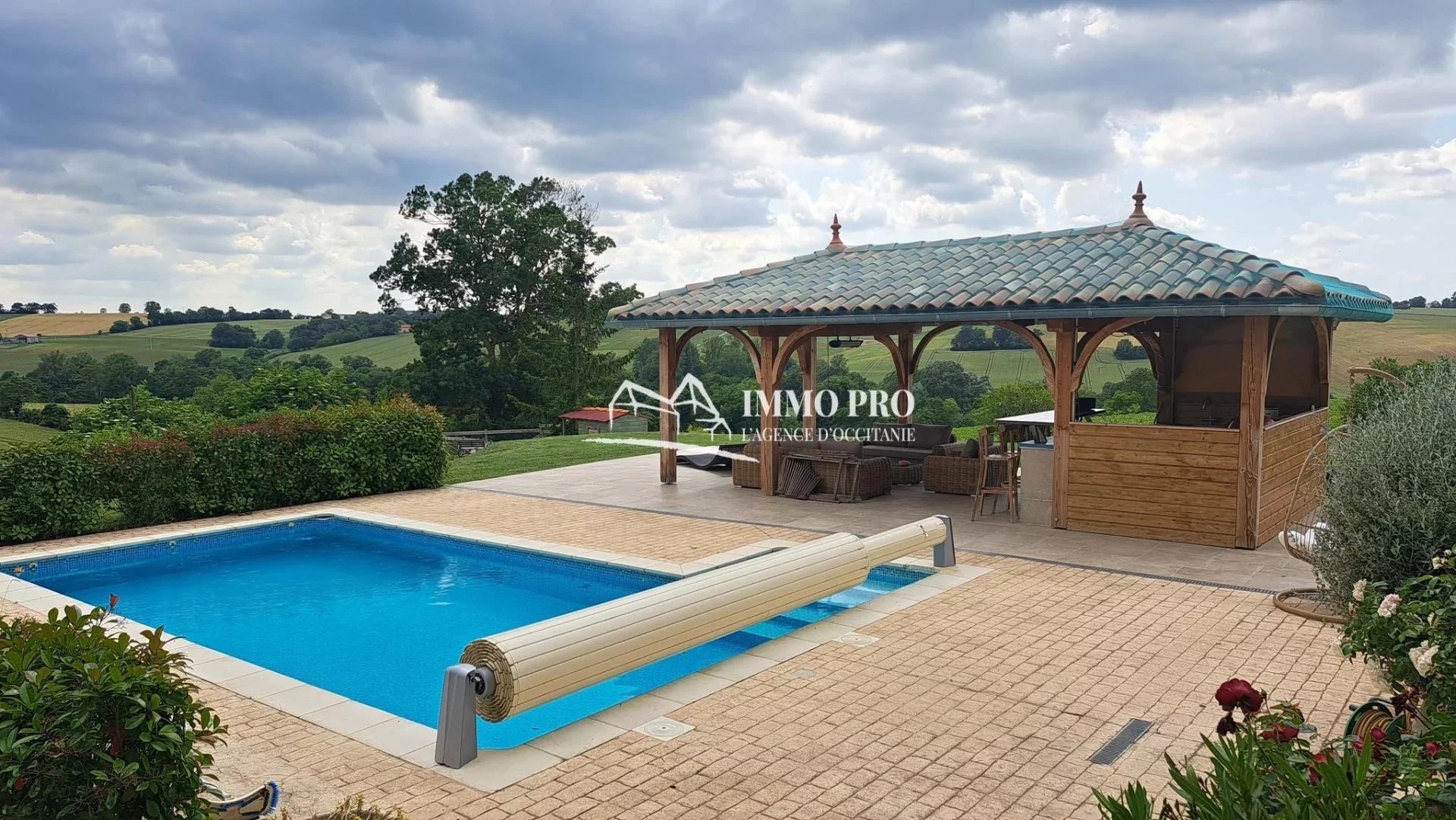 MAISON DE CAMPAGNE   SUPERBE ENDROIT