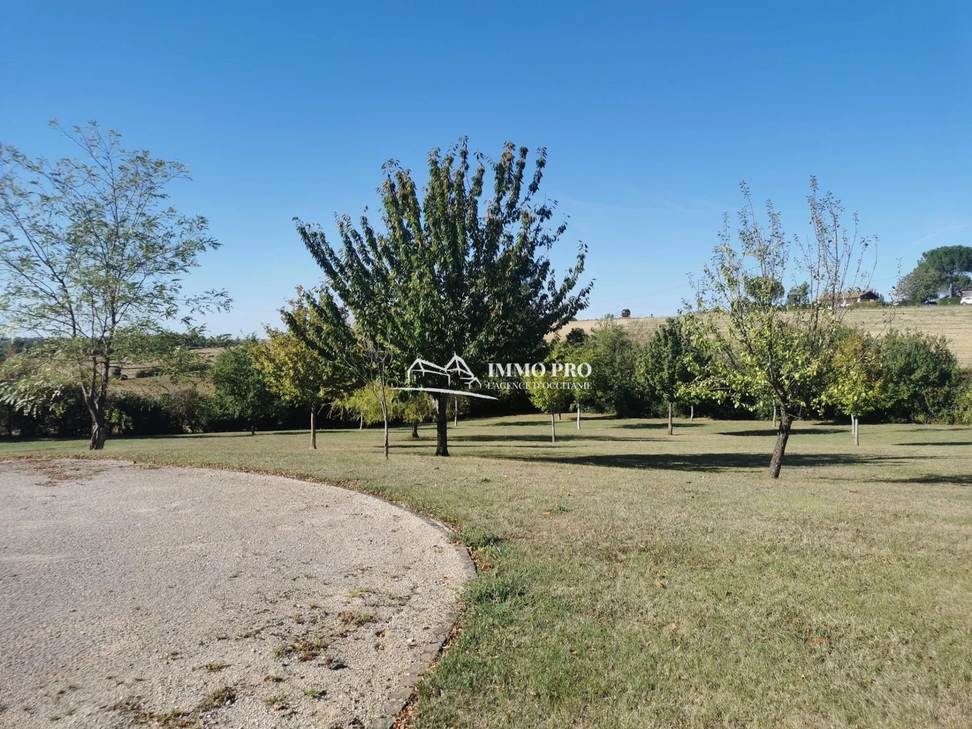 e61aeaff2d0a4fb28af41e58ac96f717_98916ba772_1920-original-83634 Villa in BEAUTIFUL SETTING 10 min from L’Isle-Jourdain