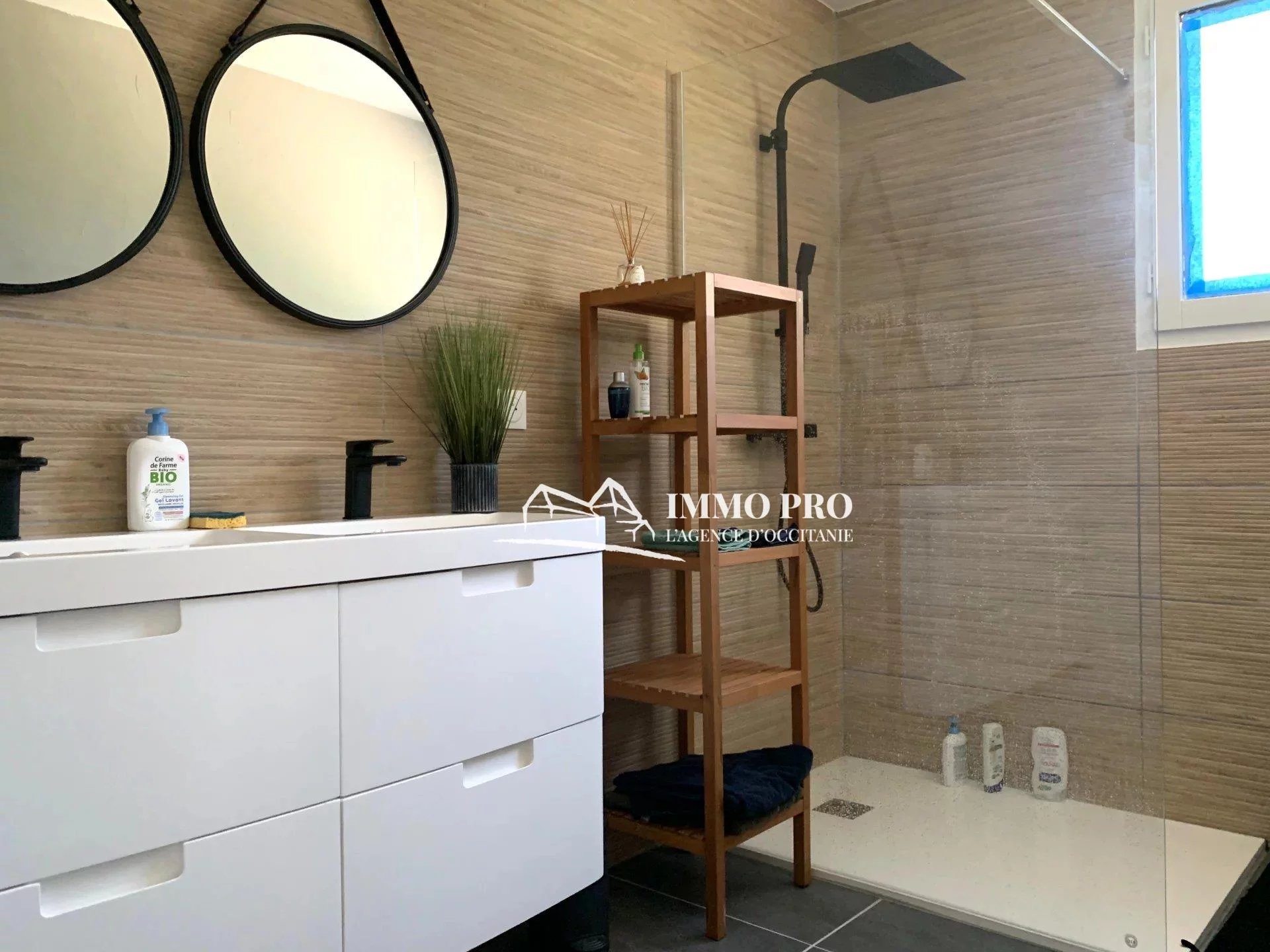 Villa de plain-pied – Garage & Jardin