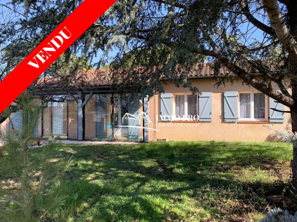 Villa de plain-pied – Garage & Jardin