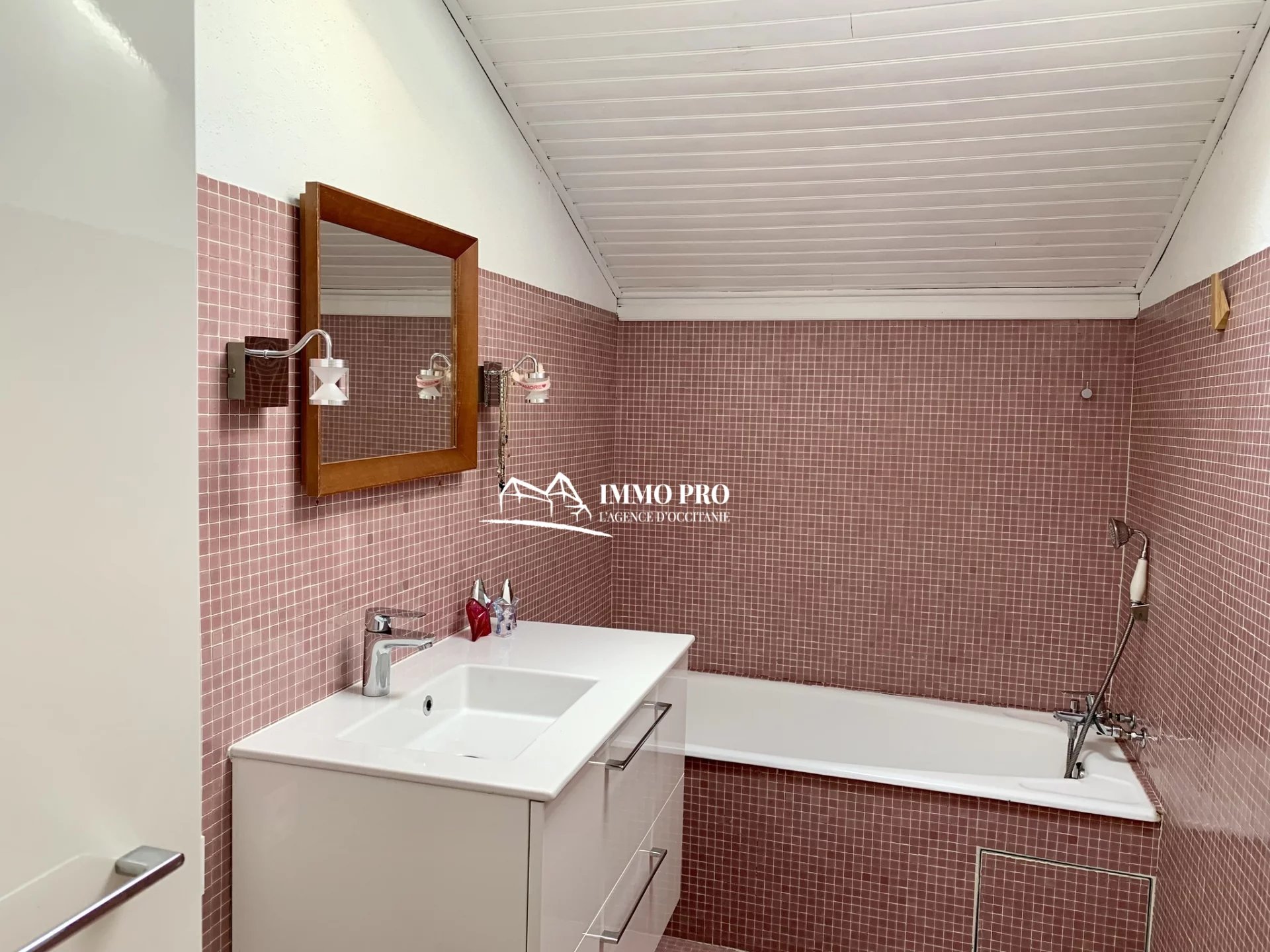 c12e015eeed3d070fc12aa7d8b5fbe13_be69ac36ff_1920-original-81923 Charme & Authenticité – Maison de Campagne rénovée – Vue dégagée