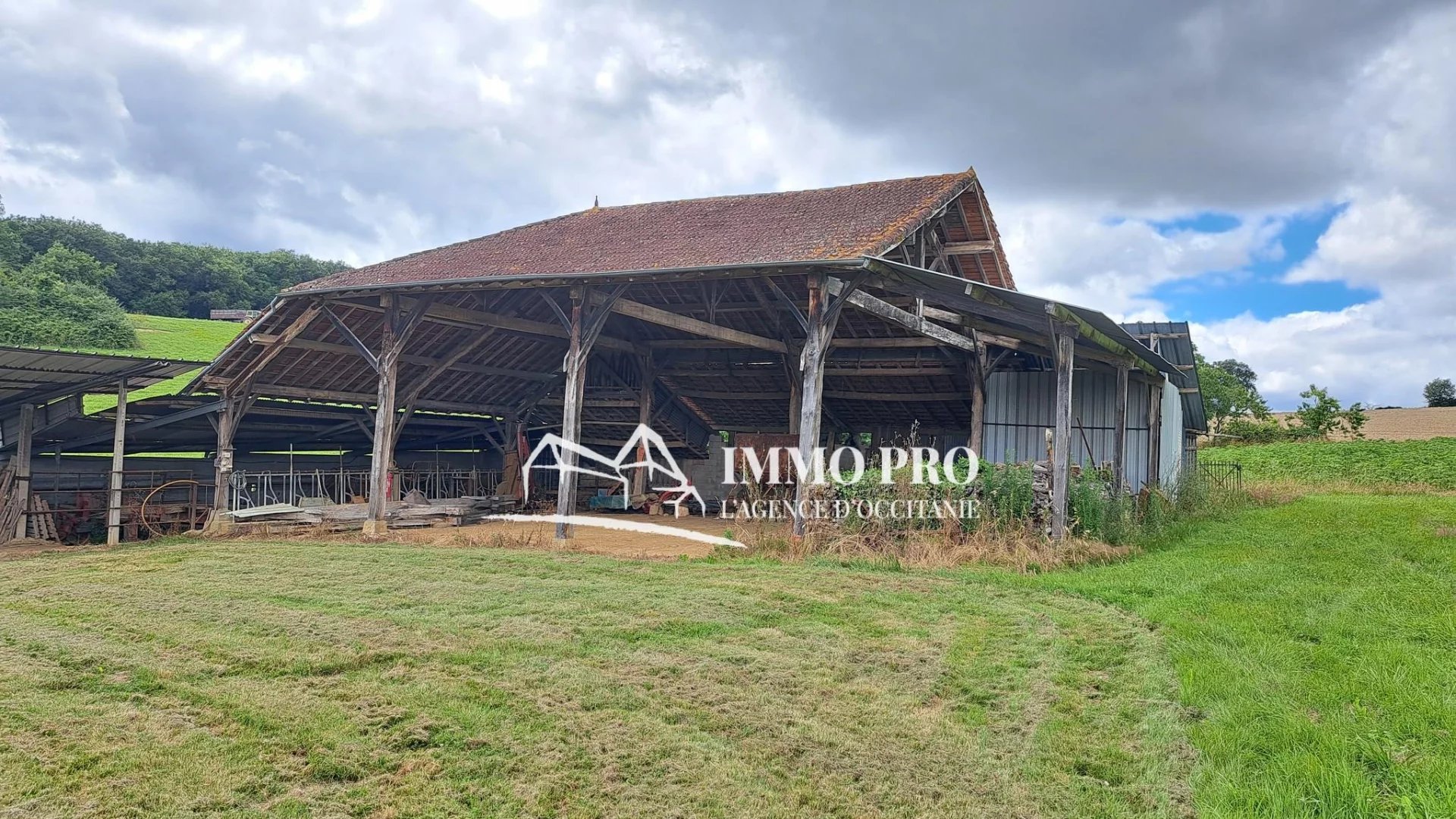 50aae83e44419848788508c907fe3612_1ec3c83e8e_1920-original-83361 Farm to renovate with Hangar and Outbuildings