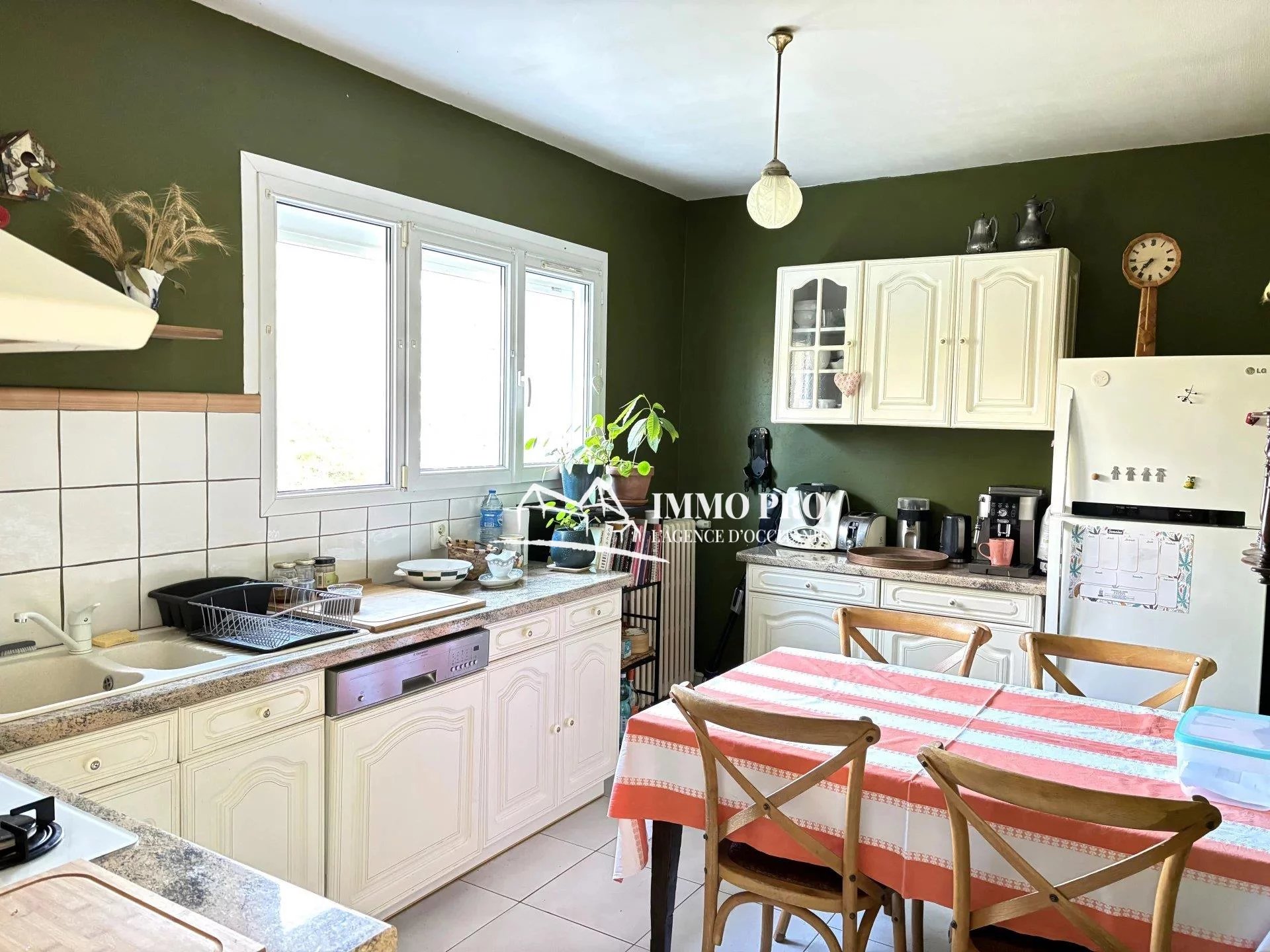 Proche Commodités – Maison – Jardin & Garage