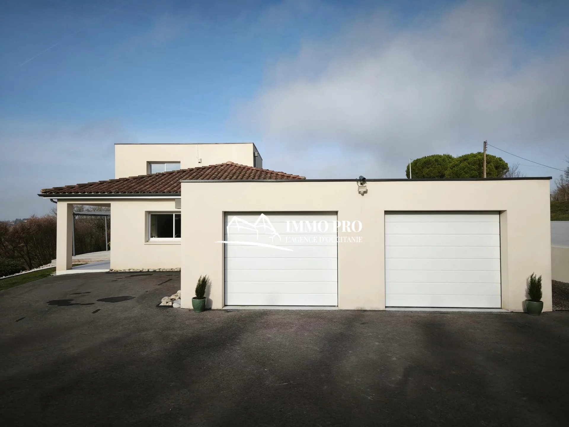 Maison contemporaine  Vue Pyrénées