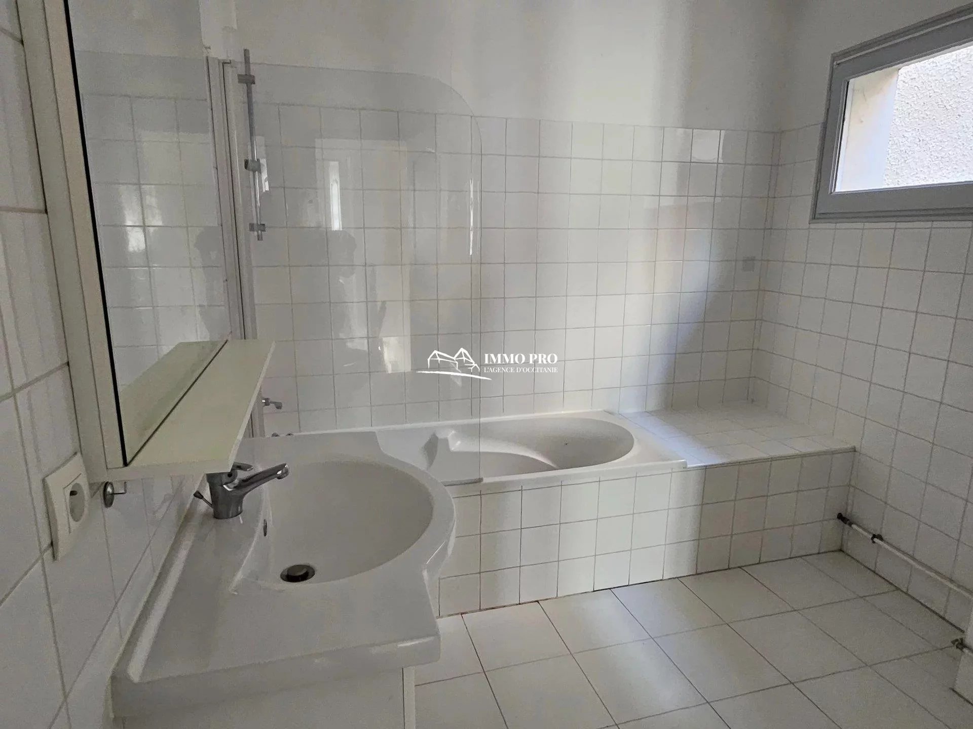 LOMBEZ    IMMEUBLE 2 appartements
