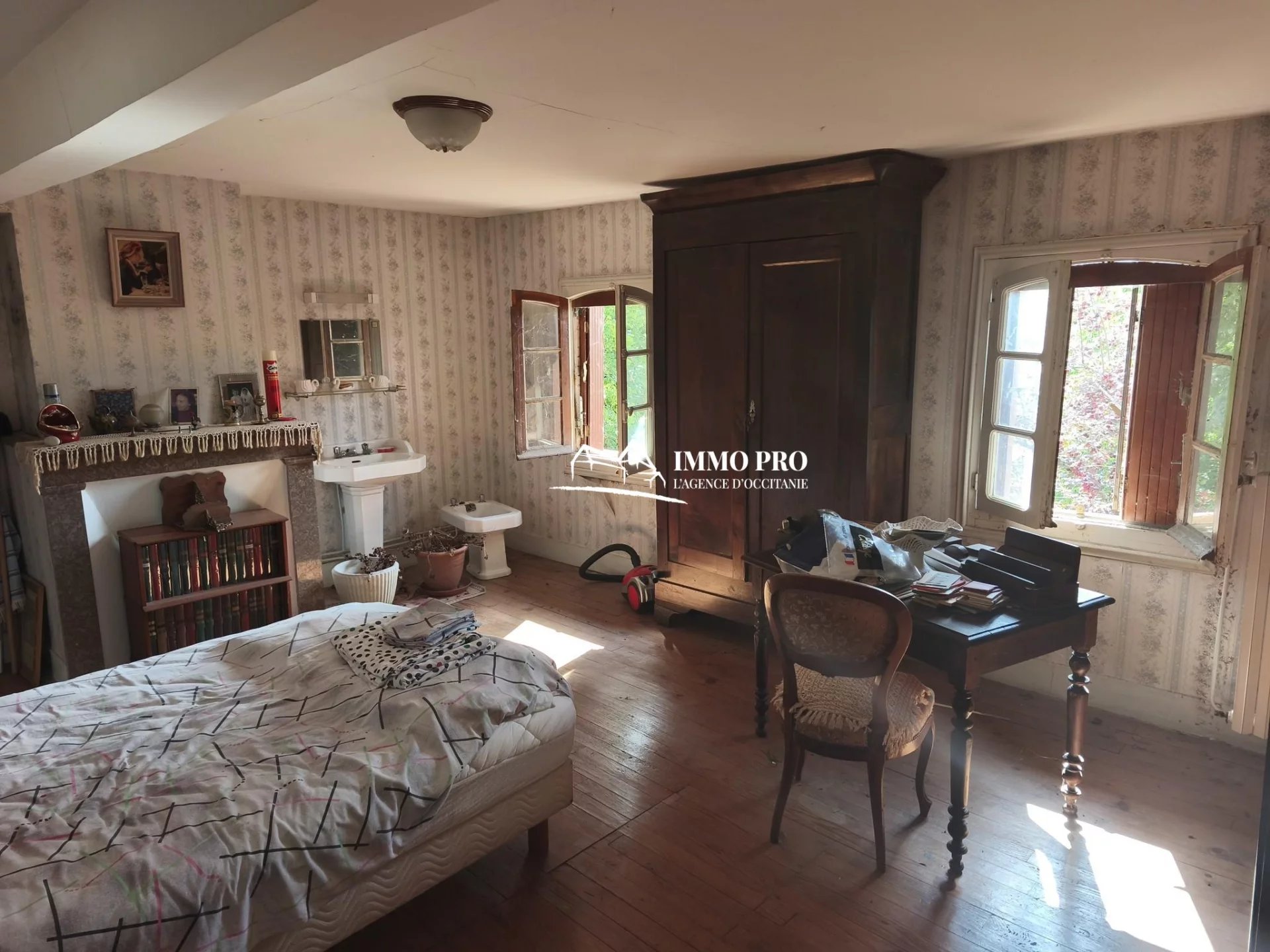 eb6927cd7f78cf71b7a9138d8403f3e8_f39b7b2456_1920-original-85440 ISLE-EN-DODON – House with Garden