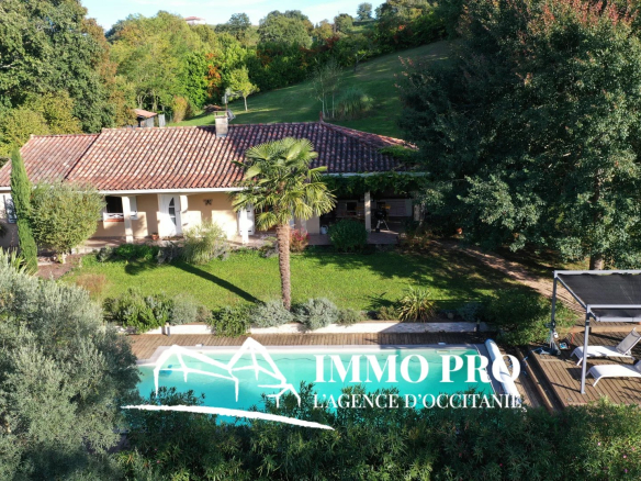 Villa contemporaine    Vue Panoramique