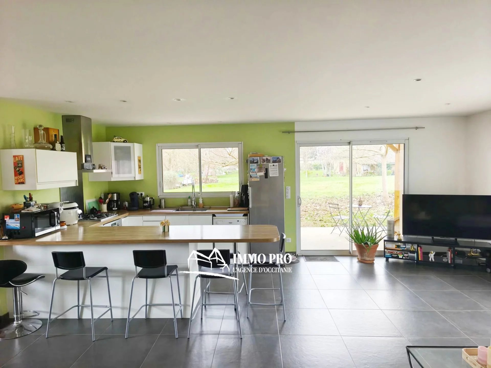 Samatan – Single-Storey Villa with 4 Bedrooms & Large Garage
