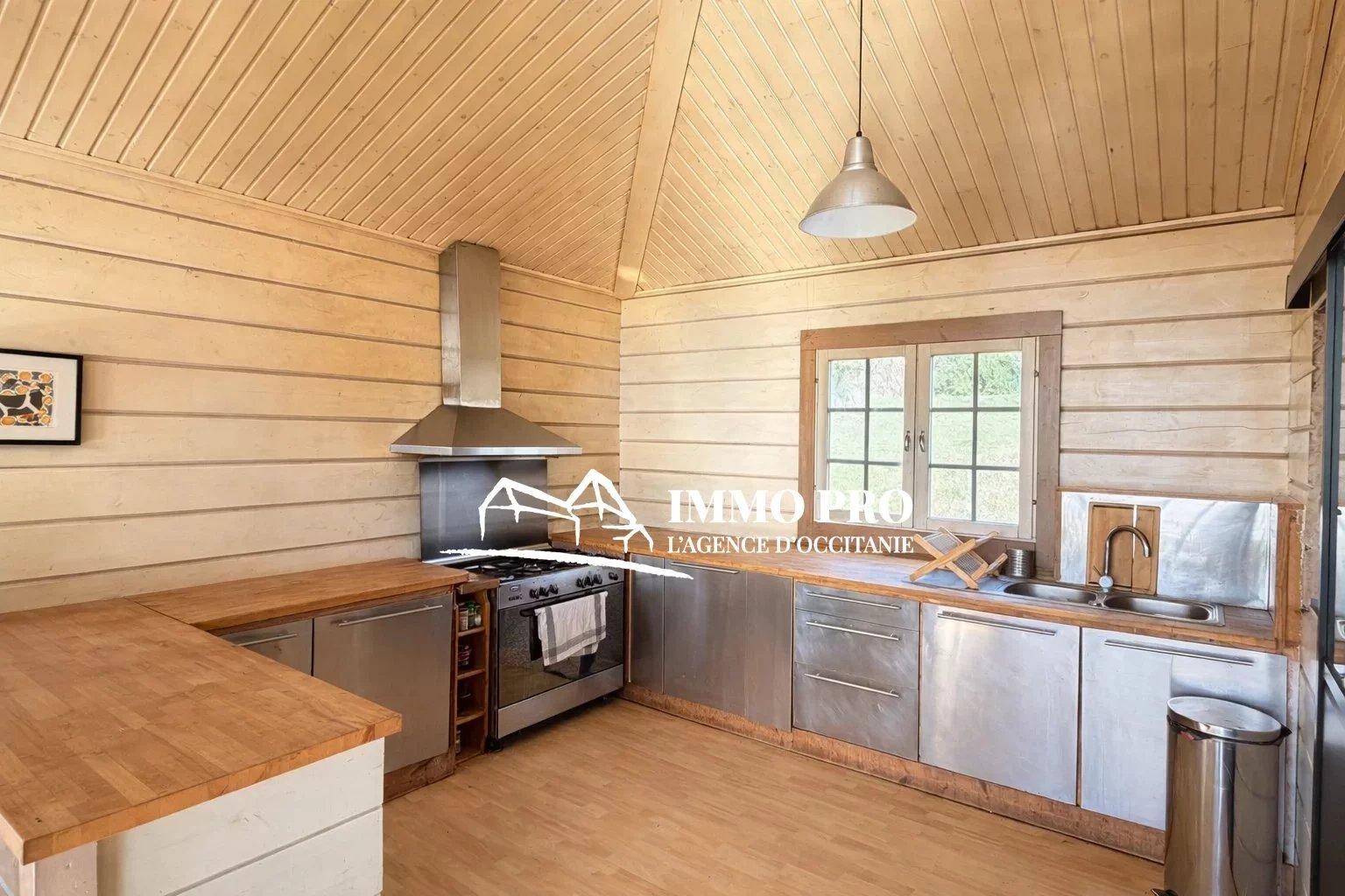 710bf8851721eafb1995d4f145e3f163_1c00bf634a_1536-original-76332 Samatan – Elevated Wooden House