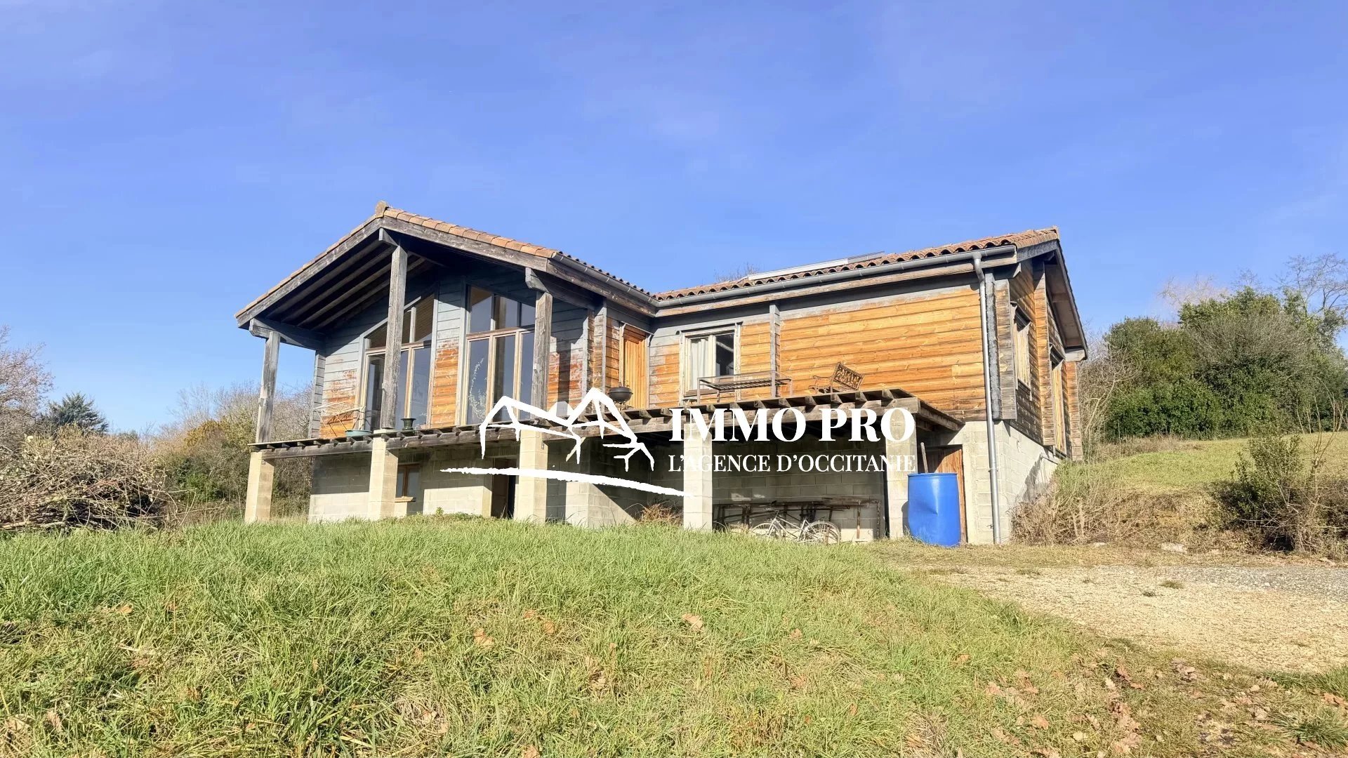 88632439da52847c8a883f8e458e8f78_305d3065f5_1920-original-76332 Samatan – Elevated Wooden House