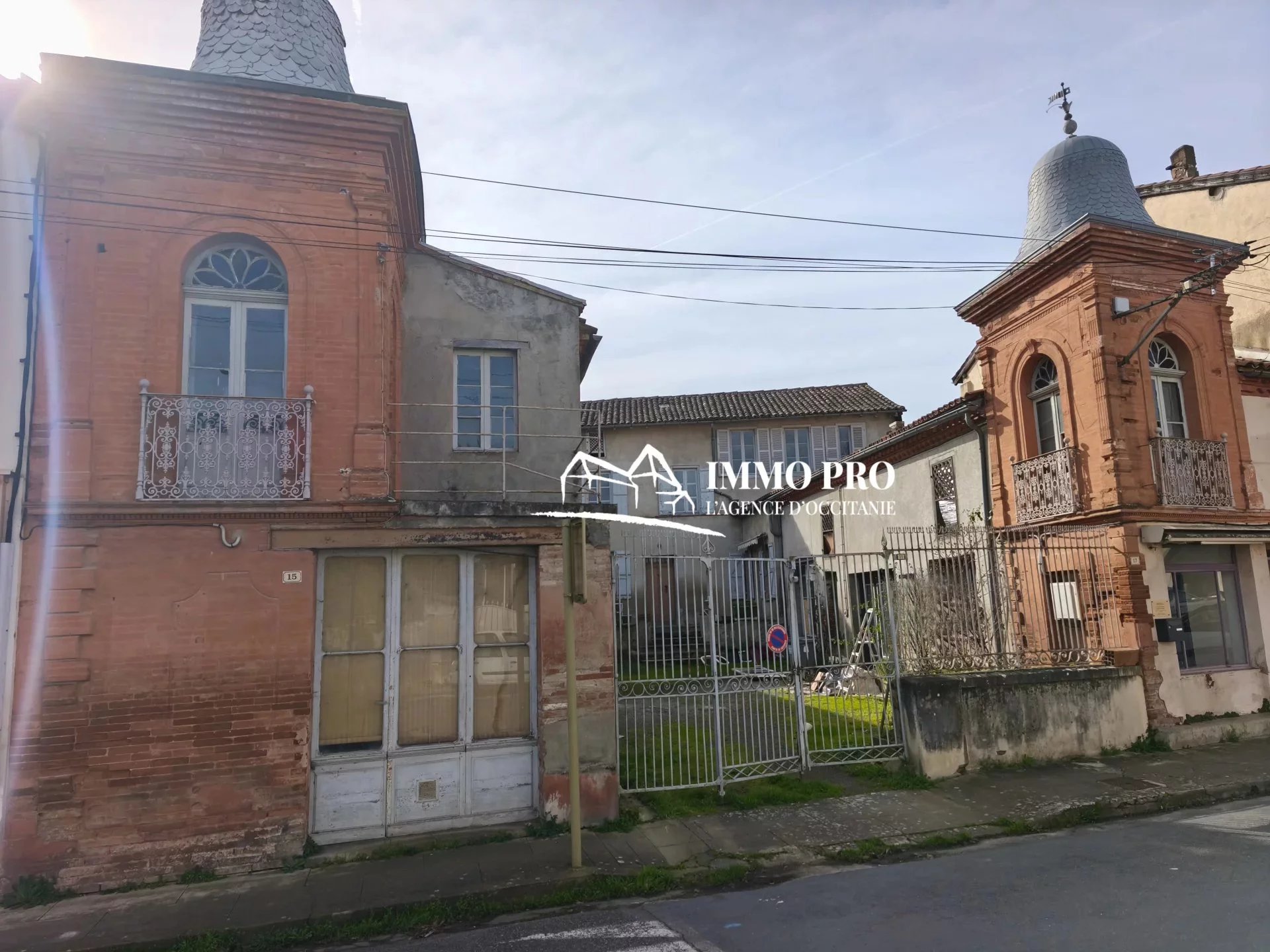 63c9f5d8d2e677f7962fbc55dca5bf5c_567e0cfb9f_1920-original-76415 L’ISLE-EN-DODON Maison + Locaux commerciaux & Garages