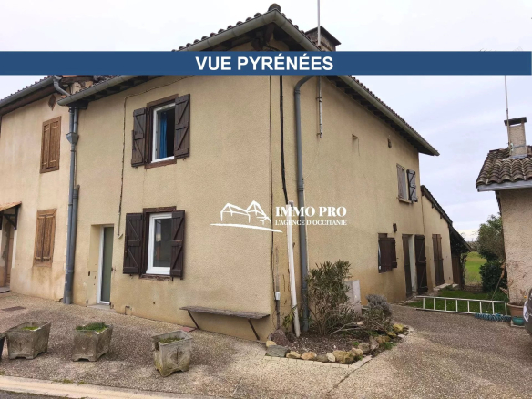 L’ISLE en DODON  Maison de village  3 chambres