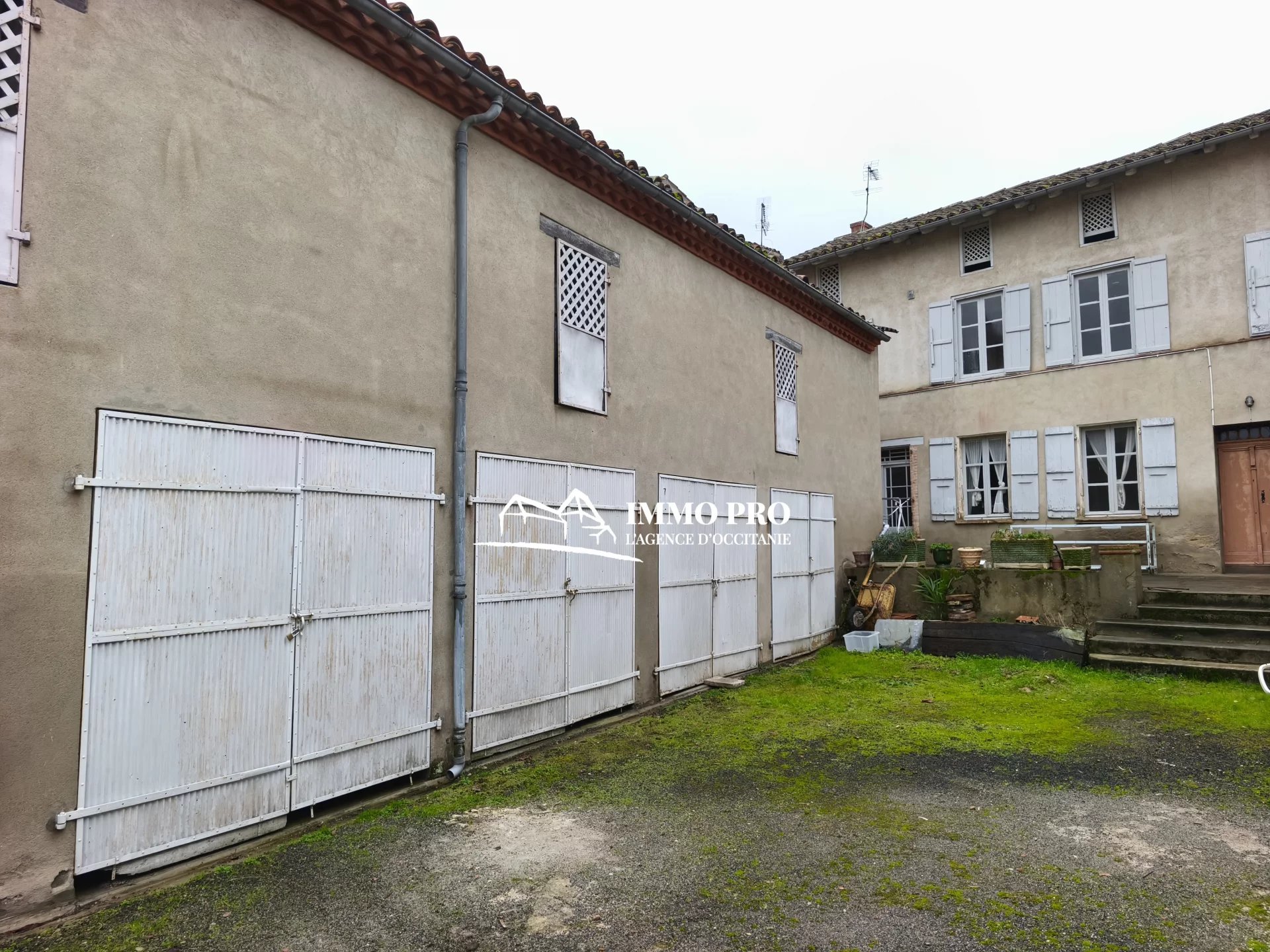 a98f7b74720b105e35ecb65ea7e06834_1fa6f8b9c0_1920-original-76415 L’ISLE-EN-DODON Maison + Locaux commerciaux & Garages