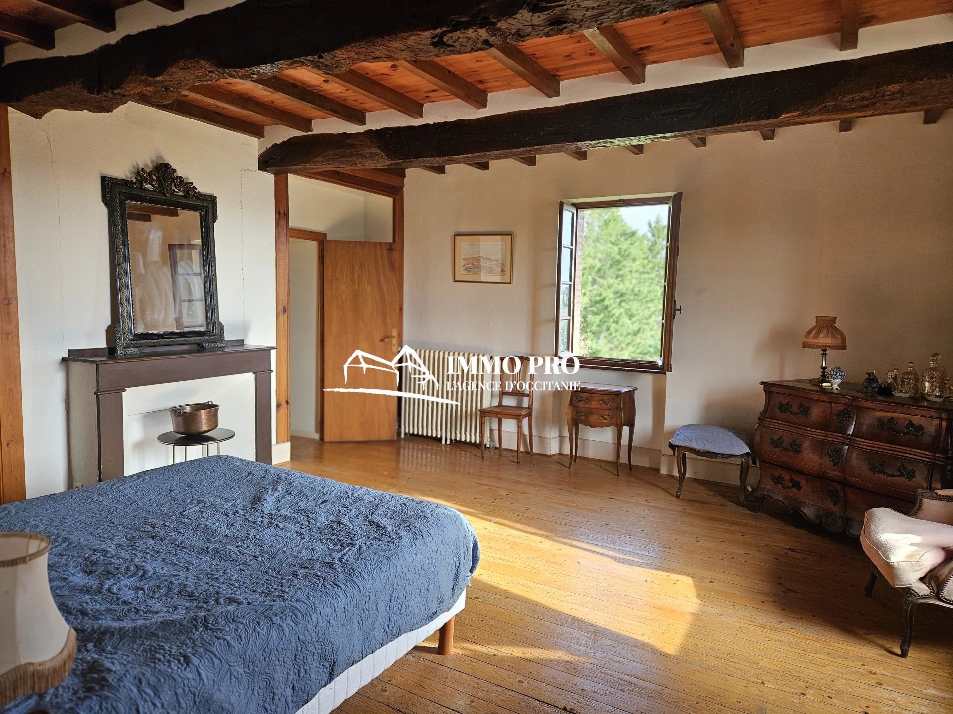 SAMATAN   SUPERB SITE    Pyrenees View