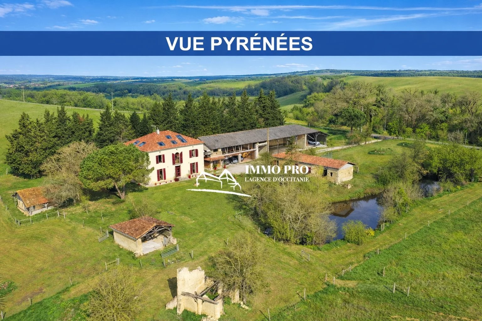 SOUTH-WEST of FRANCE  Superb setting   Elegant Manor House  4HA + OPTION on 32HA