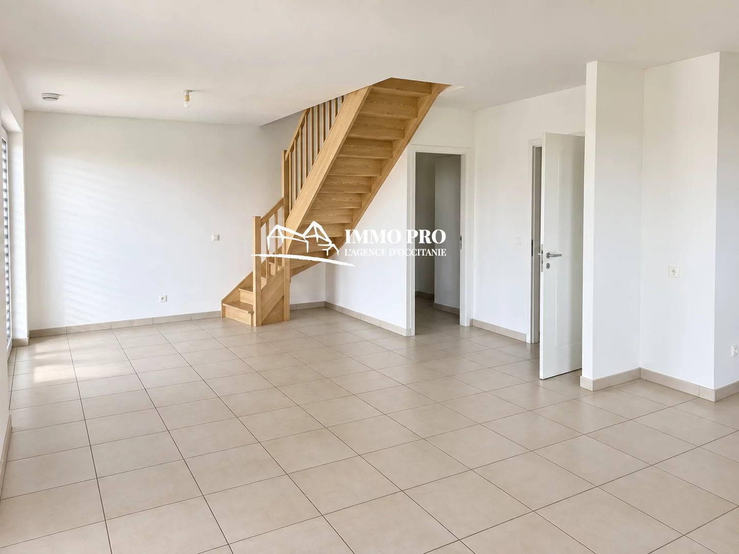f12b76c1aa7b1480194826f6c61d15e8_0248f9d095_1448-original-76425 Samatan Villa contemporaine Vue PYRENEES