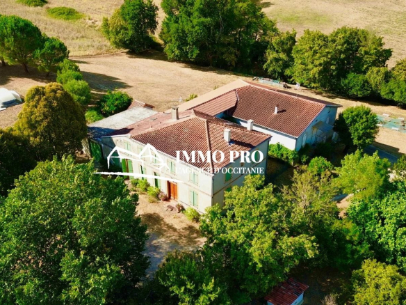 SAMATAN  Propriété avec deux habitations   Parc arboré & Vue Pyrénées