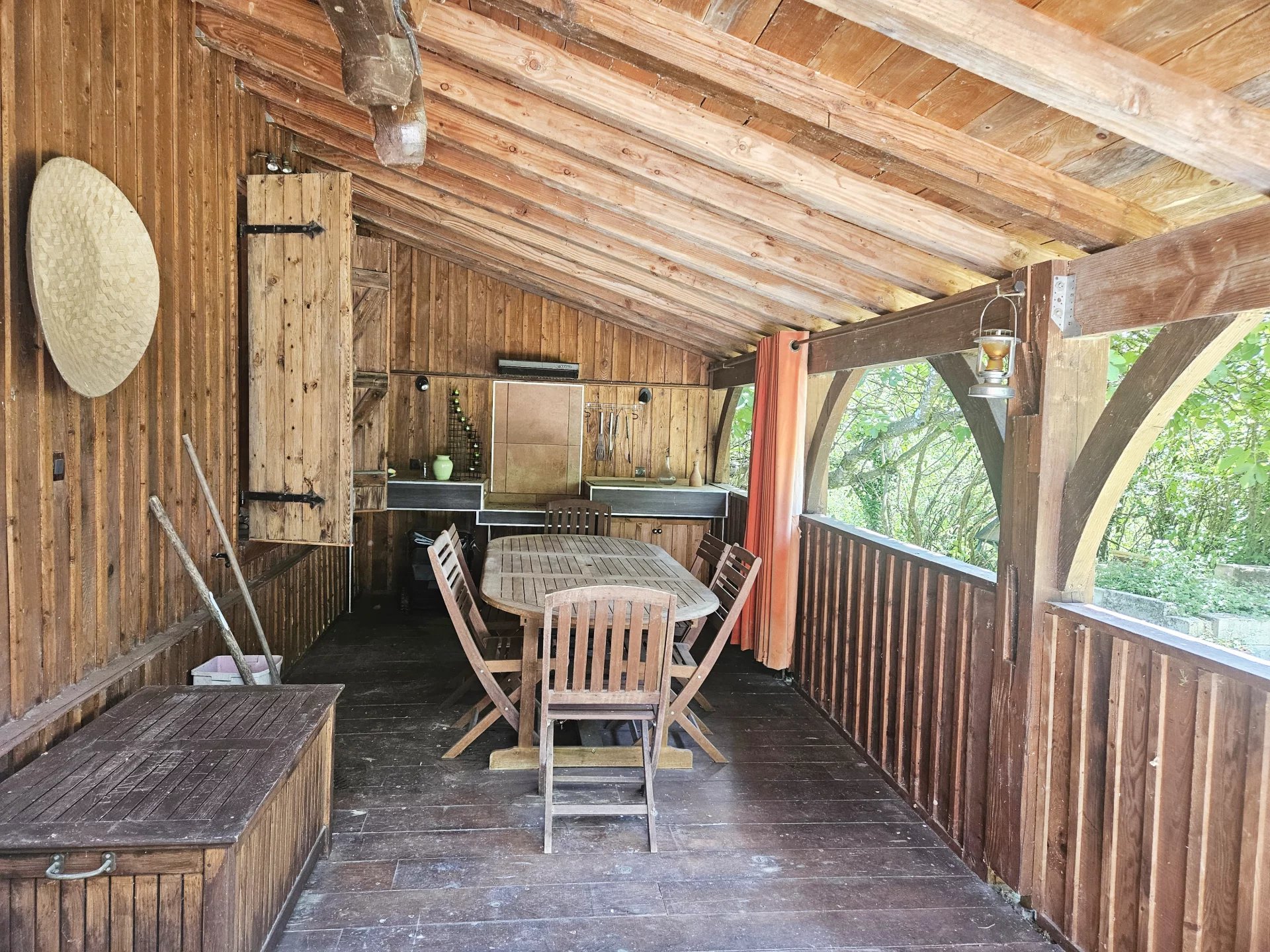 502c6ccf6727f01de495bb8aa575a53b_ec5659fcb1_1920-original-76338 SAMATAN – Country House in Need of Updating