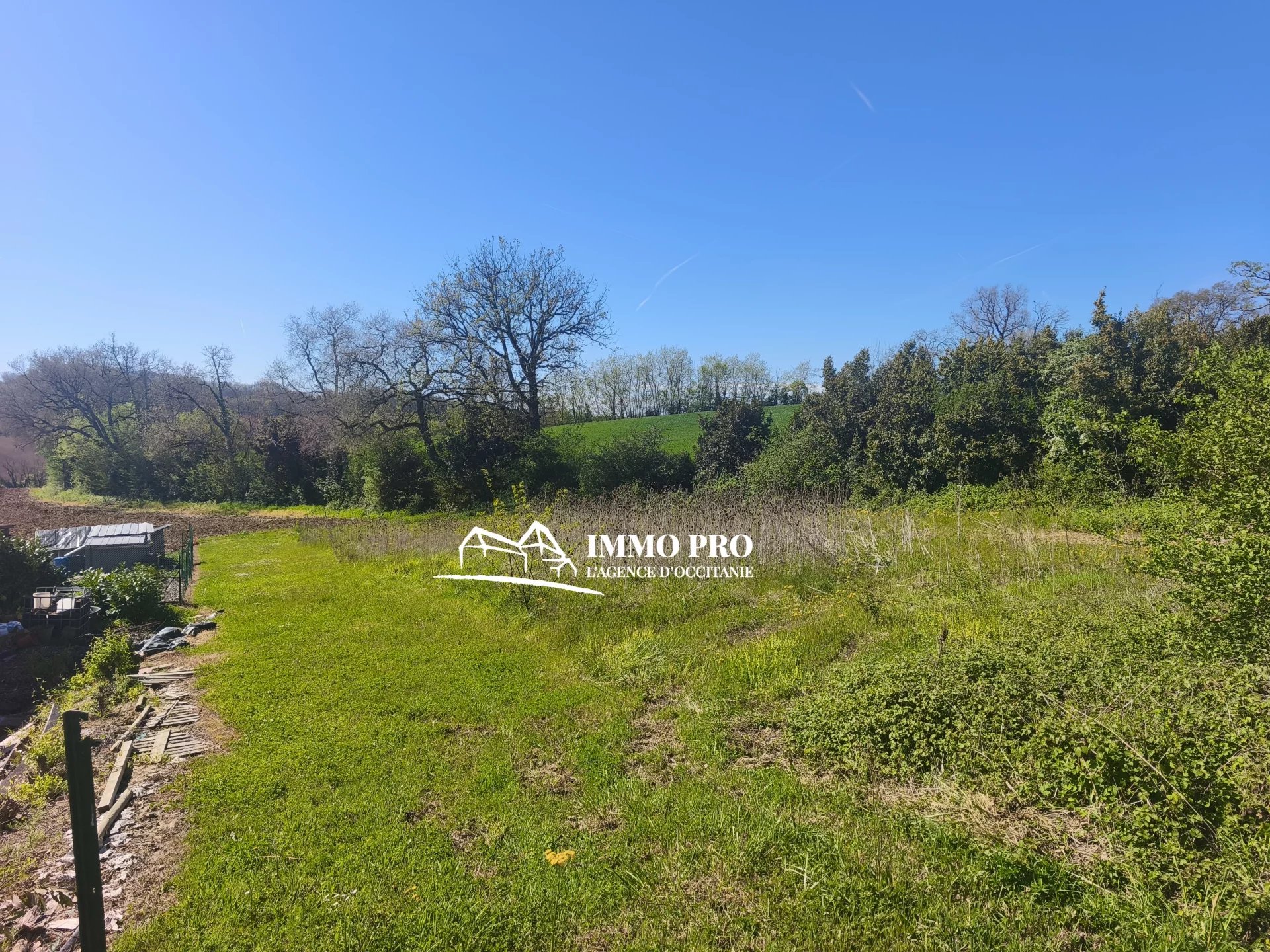 SAMATAN   Terrain à bâtir avec Hangar 350m²