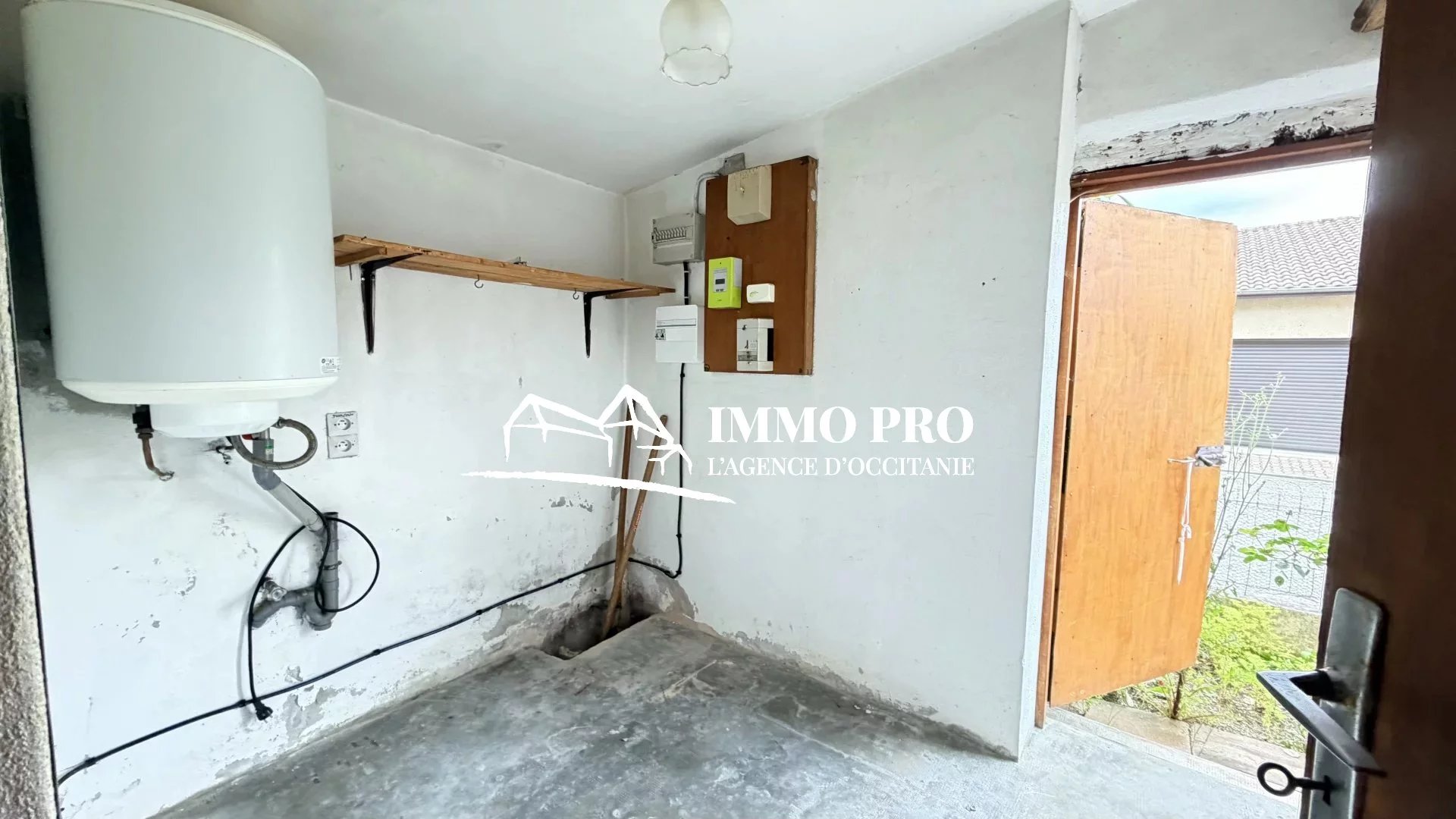 Samatan Town Centre – House with Terrace