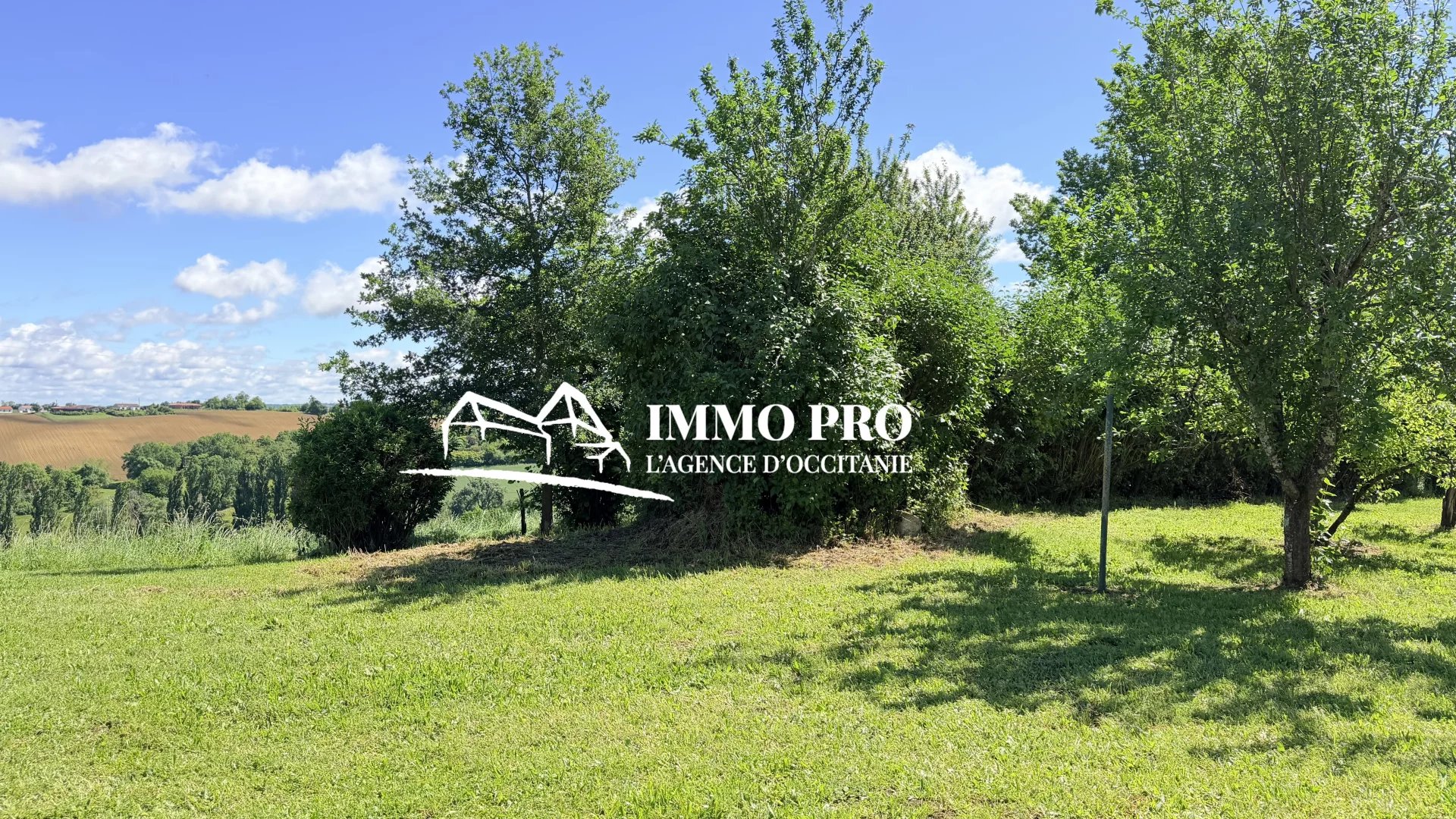 SAMATAN – Great Potential: Country House with Outbuildings