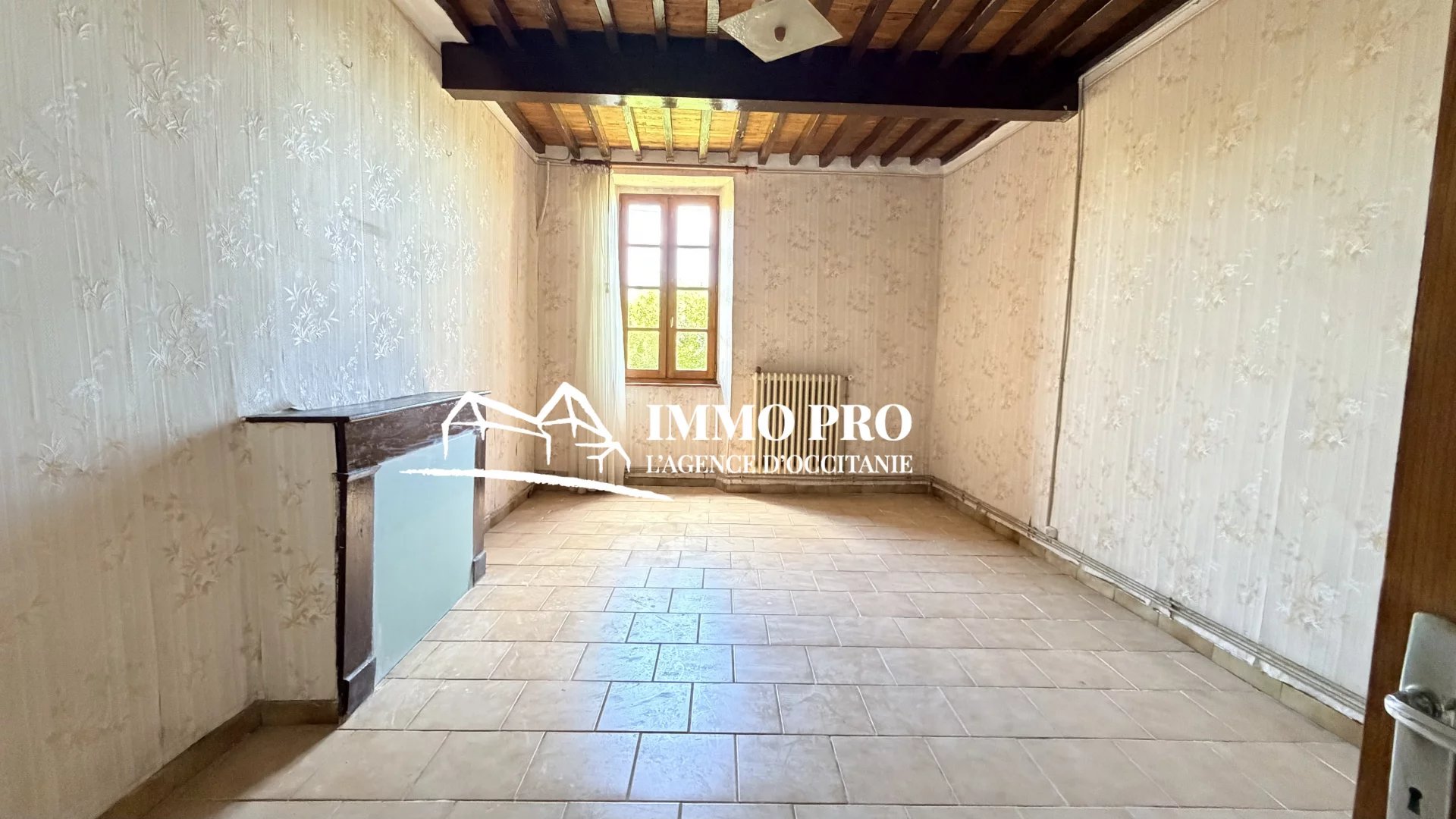 SAMATAN – Great Potential: Country House with Outbuildings