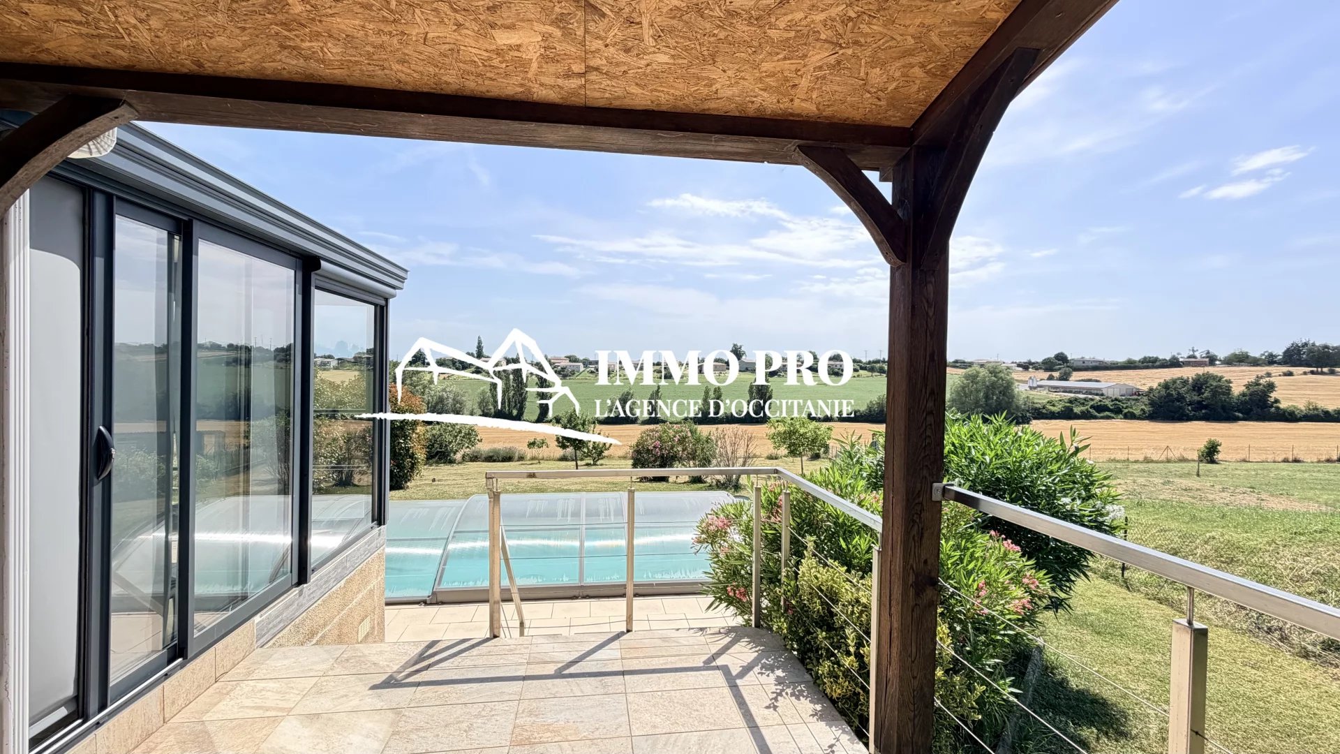 ISLE JOURDAIN  Villa   Vue Pyrénées
