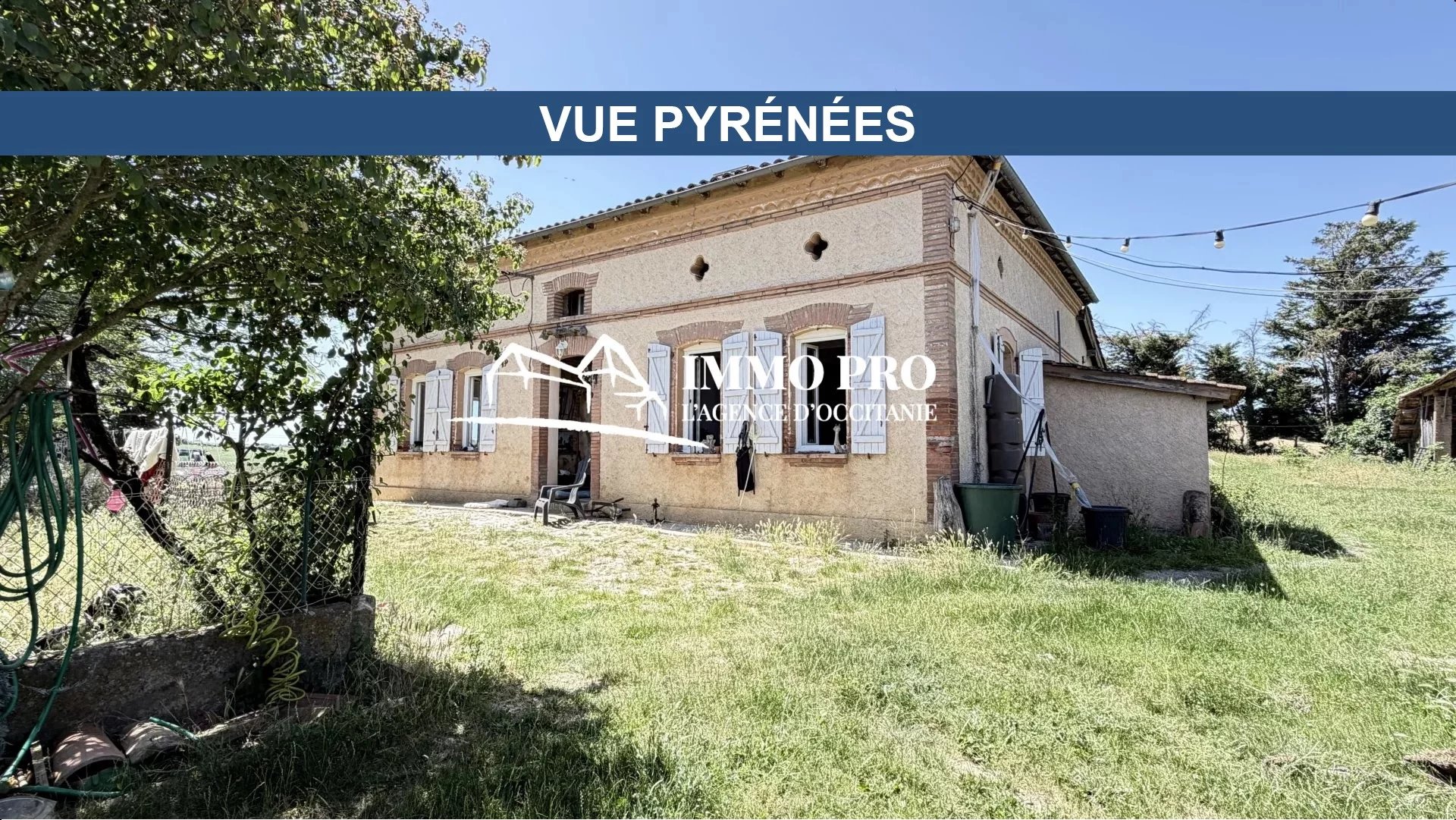 Vue Pyrénées – Maison de campagne, dépendances & 5 hectares