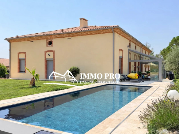 SOUTH-WEST of FRANCE   Exceptional Property   A Rare Living Environment in the Heart of the Countryside