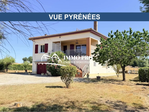 Samatan  Maison de campagne proche de la ville