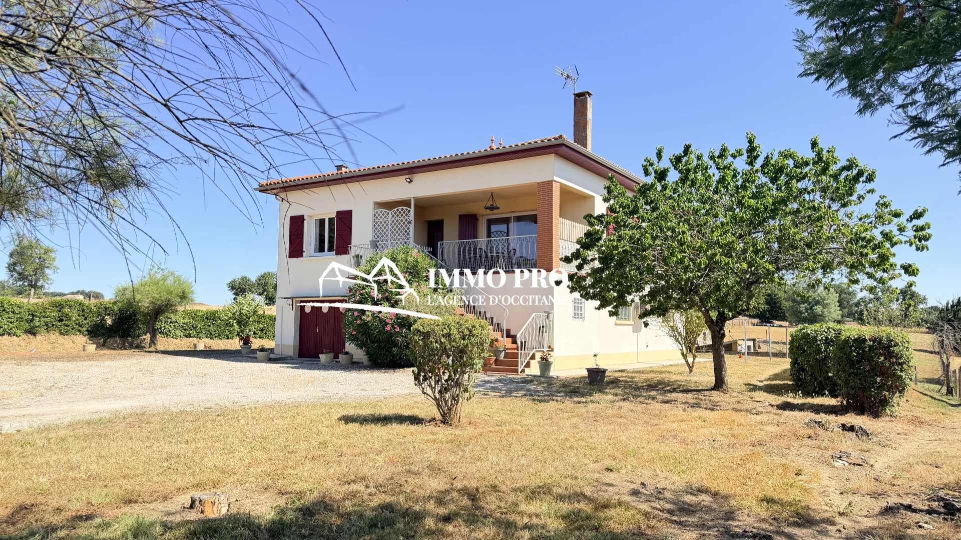 Samatan  Maison de campagne proche de la ville