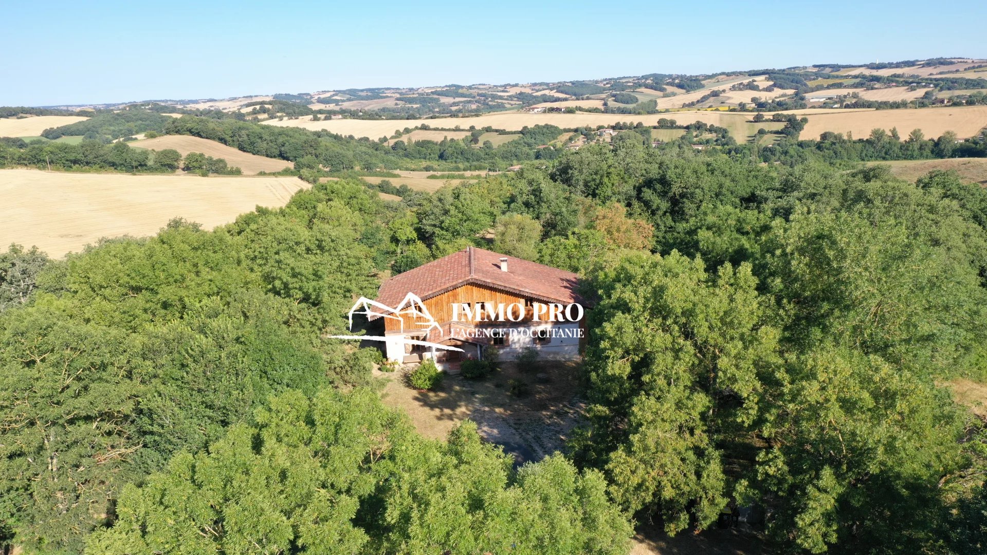 Le Fousseret   Maison ancienne rénovée AU CALME