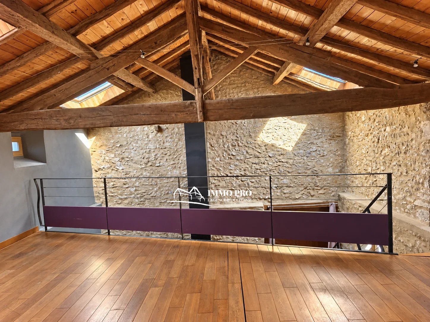 SOUTH-WEST of FRANCE  CHATEAU & INDEPENDENT HOUSE on 2.3HA