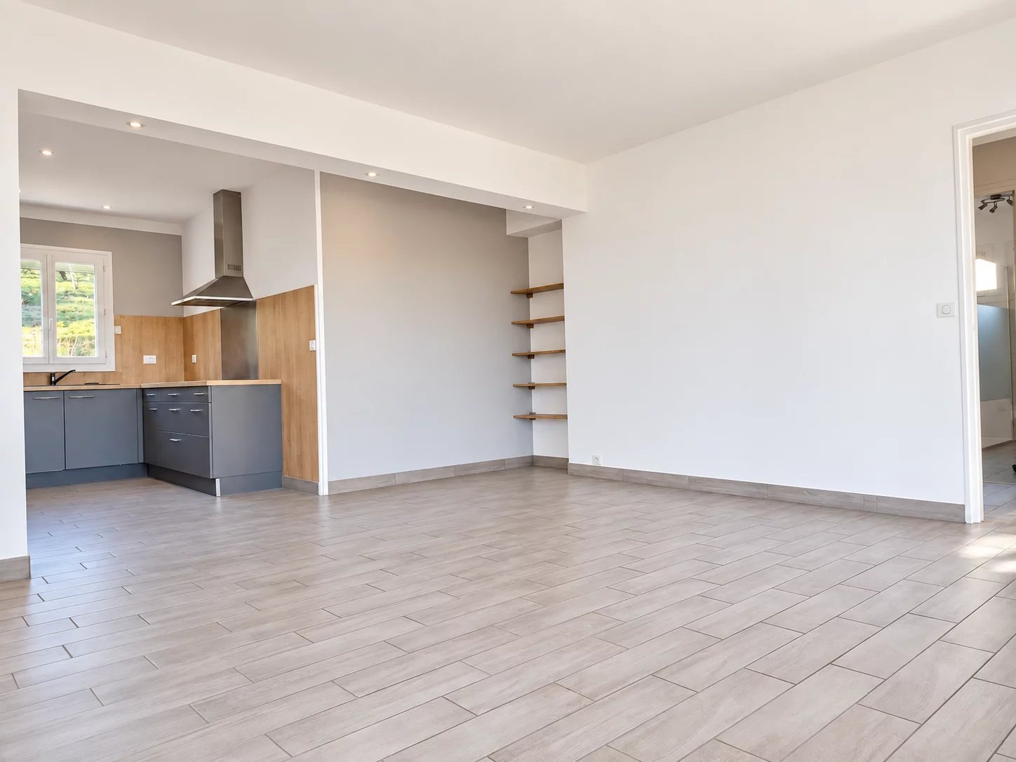 1950ce12f773787f9271161259901627_abd4ce58b9_1448-original-86137 SAMATAN Maison T4 avec grand garage et jardin